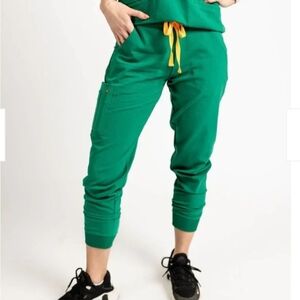 Poppy Scrubs The Hatton Jogger Sporty Mid rise Yoga Waistband Pockets Lg